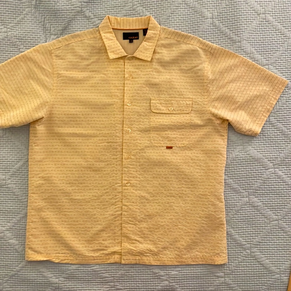 Oobe Men’s Short Sleeve Shirt Yellow Large Like New Summer Vacation Rayon Poly